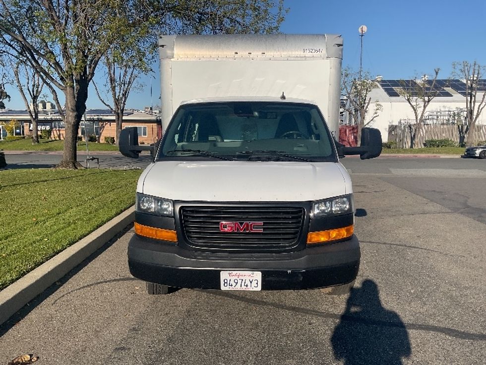 Light Duty Box Truck-Light and Medium Duty Trucks-GMC-2021-Savana G33903-West Sacramento-CA-60,523\n\t\tmiles-$ 35,500 - Image 2