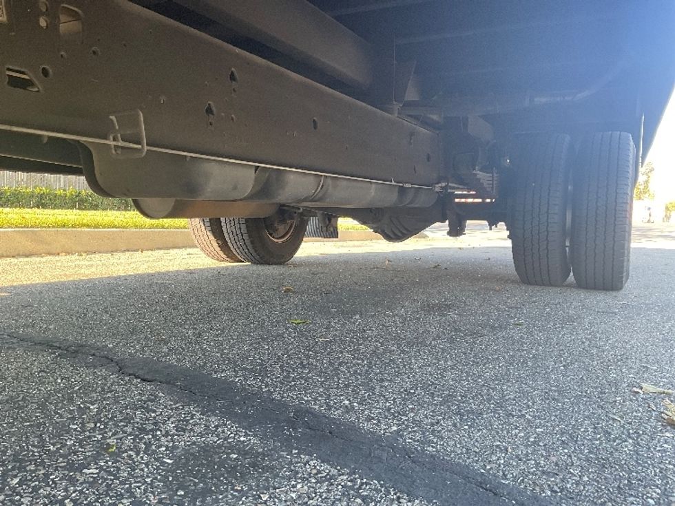 Light Duty Box Truck-Light and Medium Duty Trucks-GMC-2021-Savana G33903-West Sacramento-CA-60,523\n\t\tmiles-$ 35,500 - Image 5