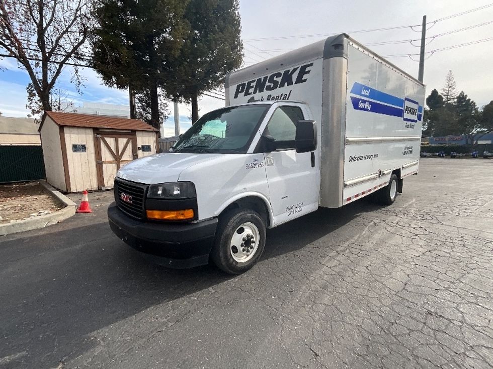 Light Duty Box Truck-Light and Medium Duty Trucks-GMC-2021-Savana G33903-West Sacramento-CA-75,469\n\t\tmiles-$ 33,750 - Image 3