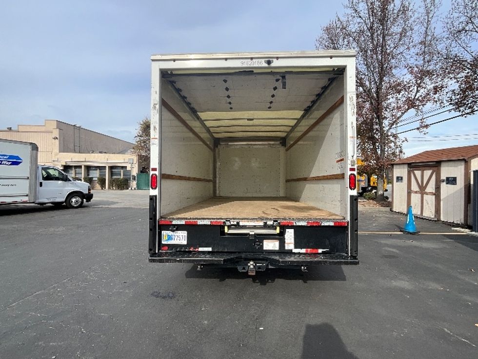 Light Duty Box Truck-Light and Medium Duty Trucks-GMC-2021-Savana G33903-West Sacramento-CA-75,469\n\t\tmiles-$ 33,750 - Image 9