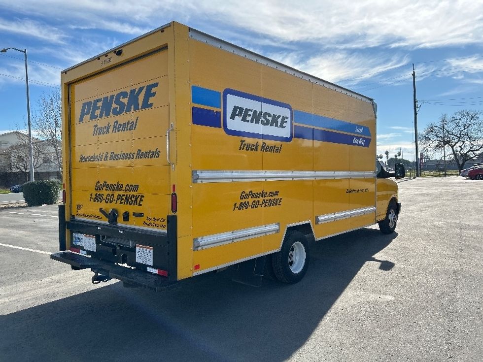 Light Duty Box Truck-Light and Medium Duty Trucks-GMC-2021-Savana G33903-West Sacramento-CA-76,448\n\t\tmiles-$ 30,500 - Image 13