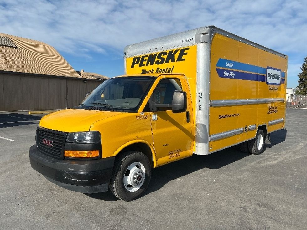 Light Duty Box Truck-Light and Medium Duty Trucks-GMC-2021-Savana G33903-West Sacramento-CA-76,448\n\t\tmiles-$ 30,500 - Image 3