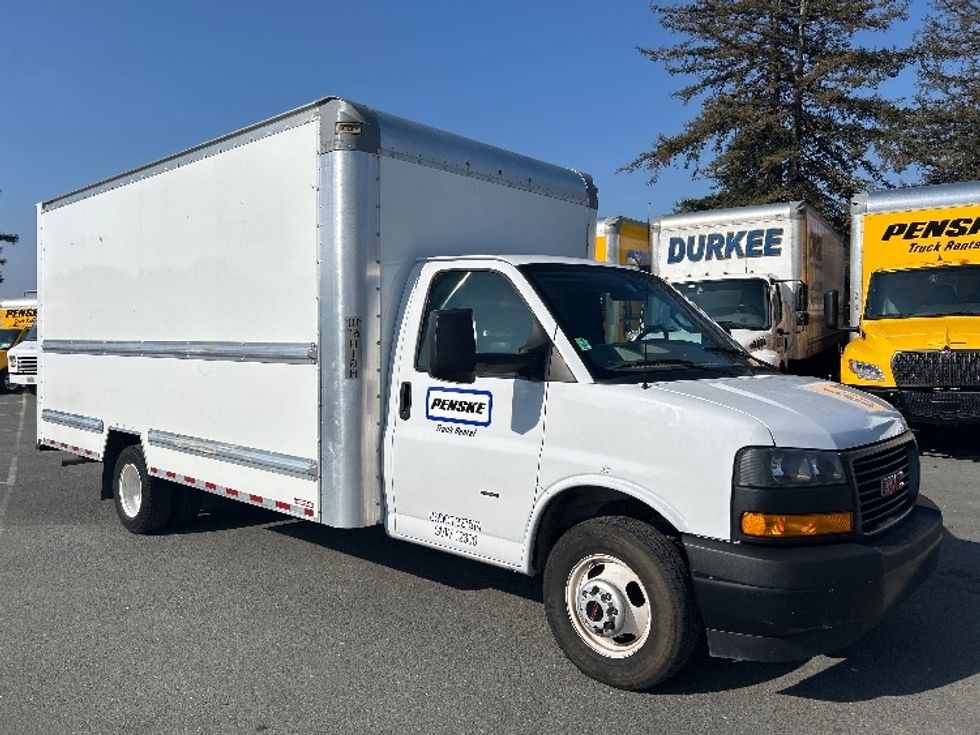 Light Duty Box Truck-Light and Medium Duty Trucks-GMC-2021-Savana G33903-West Sacramento-CA-81,320\n\t\tmiles-$ 33,000 - Image 1