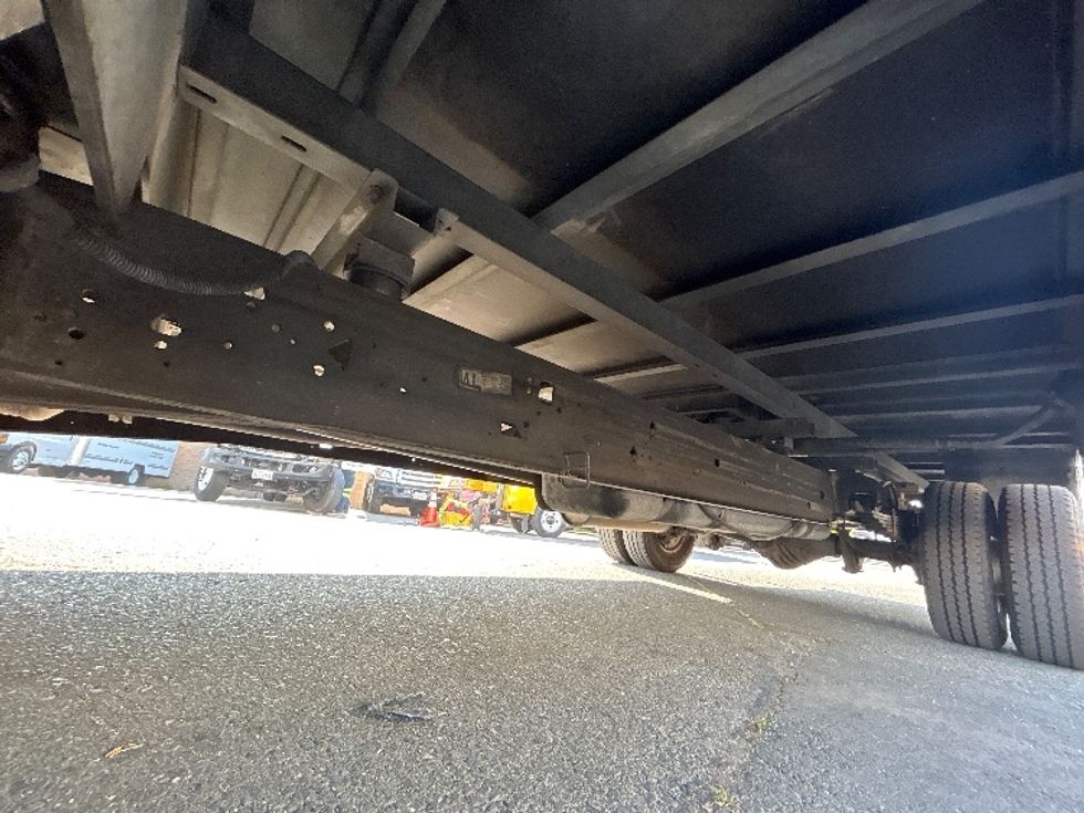 Light Duty Box Truck-Light and Medium Duty Trucks-GMC-2021-Savana G33903-West Sacramento-CA-81,320\n\t\tmiles-$ 33,000 - Image 5