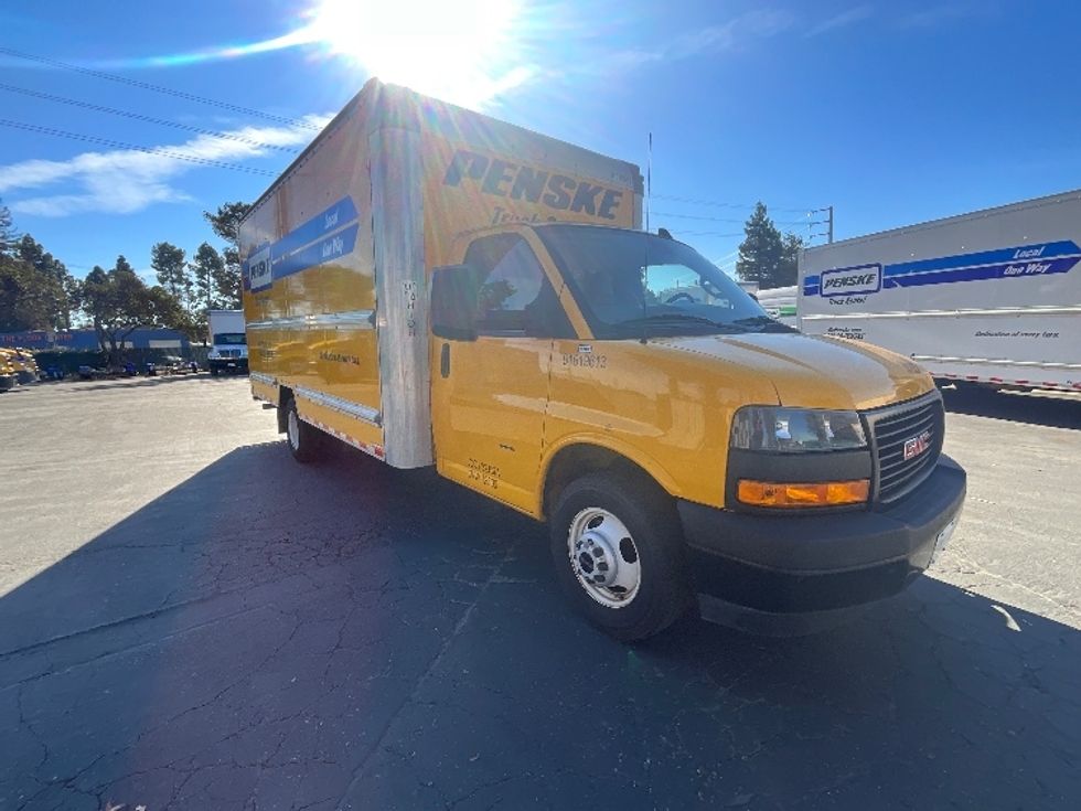 Light Duty Box Truck-Light and Medium Duty Trucks-GMC-2021-Savana G33903-West Sacramento-CA-81,392\n\t\tmiles-$ 29,750 - Image 1