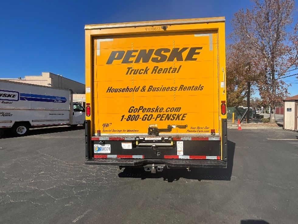 Light Duty Box Truck-Light and Medium Duty Trucks-GMC-2021-Savana G33903-West Sacramento-CA-81,392\n\t\tmiles-$ 29,750 - Image 7