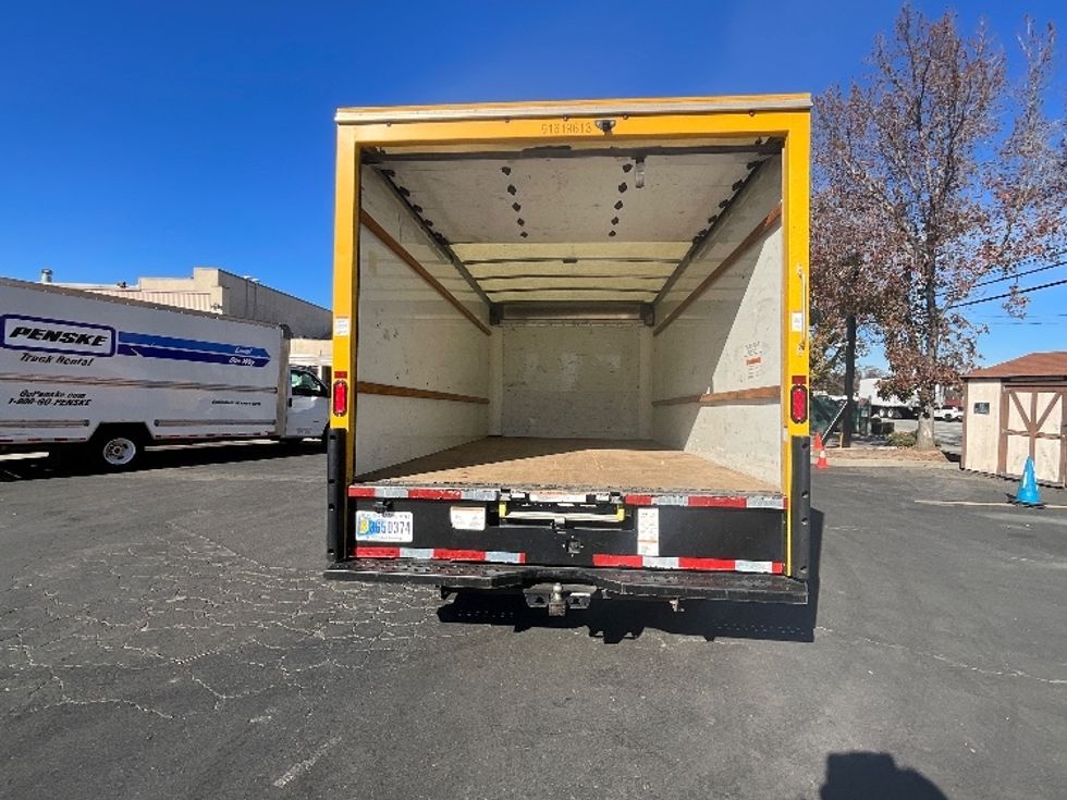 Light Duty Box Truck-Light and Medium Duty Trucks-GMC-2021-Savana G33903-West Sacramento-CA-81,392\n\t\tmiles-$ 29,750 - Image 9