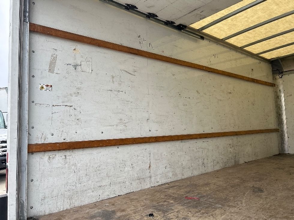 Light Duty Box Truck-Light and Medium Duty Trucks-GMC-2021-Savana G33903-West Sacramento-CA-84,086\n\t\tmiles-$ 29,250 - Image 10