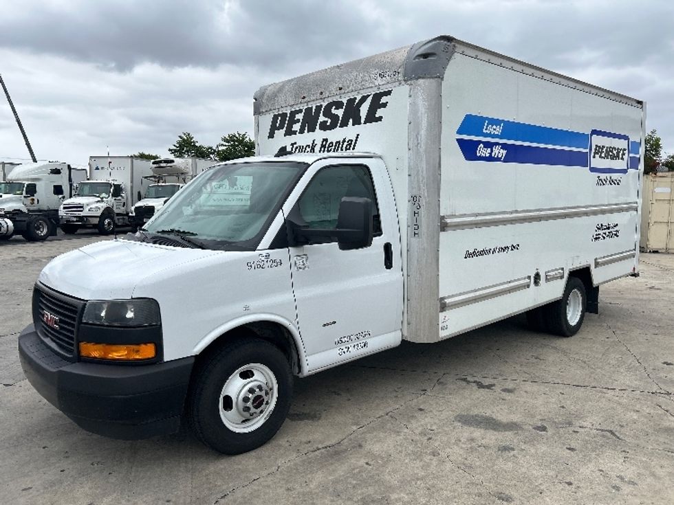 Light Duty Box Truck-Light and Medium Duty Trucks-GMC-2021-Savana G33903-West Sacramento-CA-84,086\n\t\tmiles-$ 29,250 - Image 3
