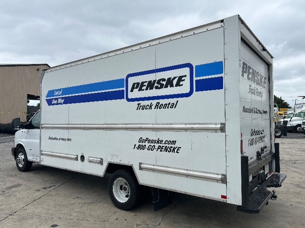 Light Duty Box Truck-Light and Medium Duty Trucks-GMC-2021-Savana G33903-West Sacramento-CA-84,086\n\t\tmiles-$ 29,250 - Image 6