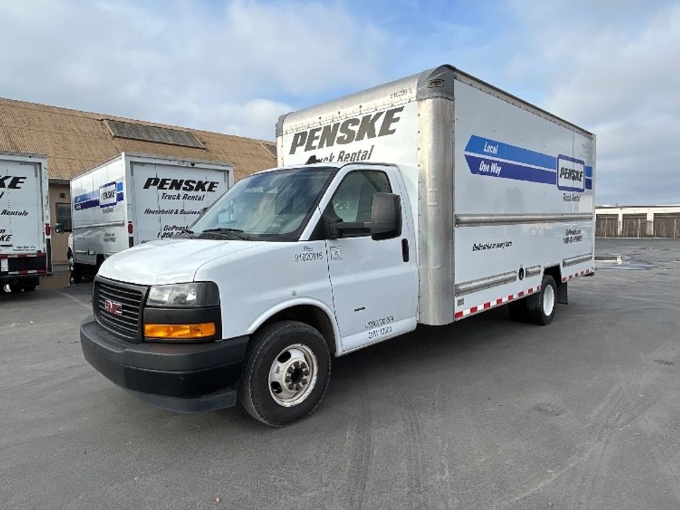 Light Duty Box Truck-Light and Medium Duty Trucks-GMC-2021-Savana G33903-West Sacramento-CA-85,947\n\t\tmiles-$ 32,750 - Image 3