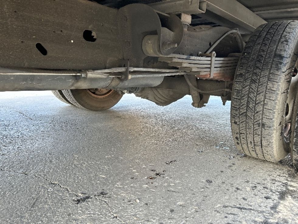 Light Duty Box Truck-Light and Medium Duty Trucks-GMC-2021-Savana G33903-West Sacramento-CA-86,192\n\t\tmiles-$ 33,000 - Image 5