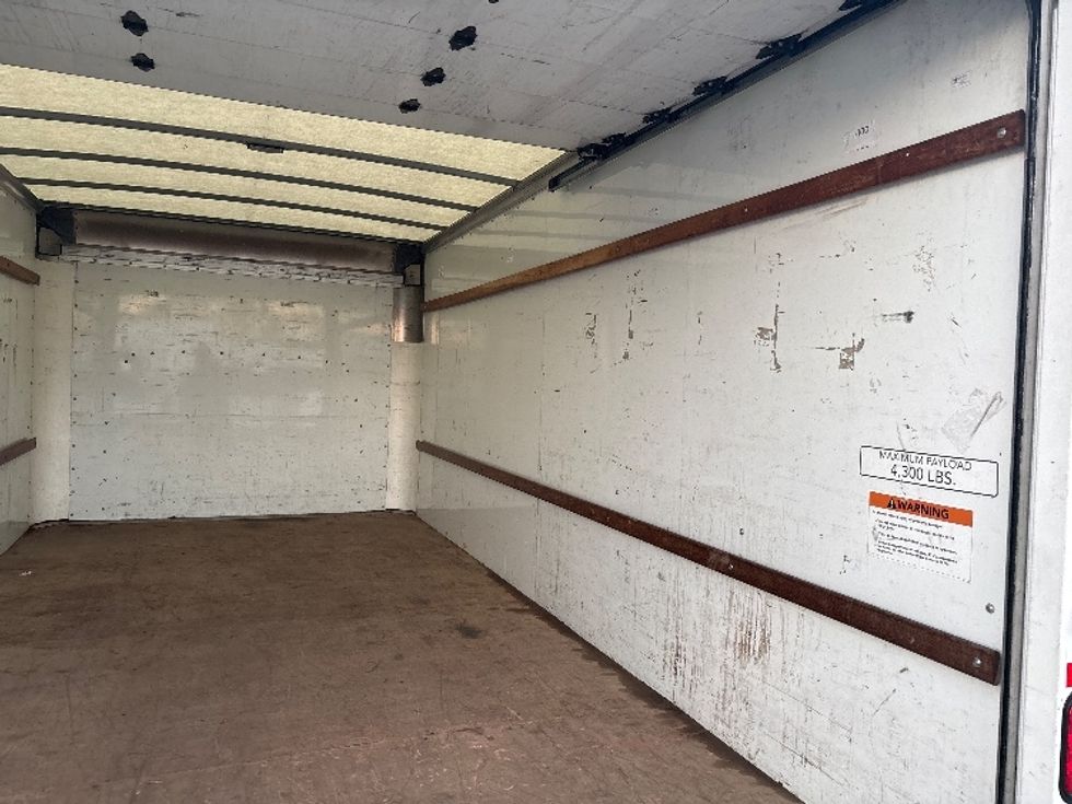 Light Duty Box Truck-Light and Medium Duty Trucks-GMC-2021-Savana G33903-West Sacramento-CA-90,582\n\t\tmiles-$ 32,250 - Image 12