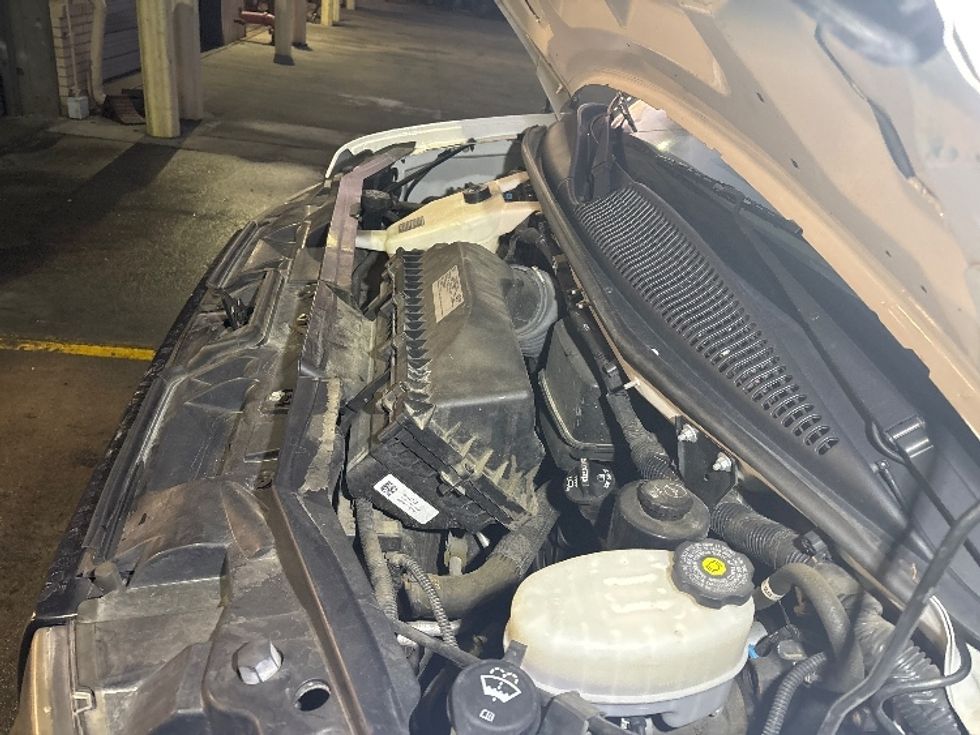 Light Duty Box Truck-Light and Medium Duty Trucks-GMC-2021-Savana G33903-West Sacramento-CA-90,582\n\t\tmiles-$ 32,250 - Image 24