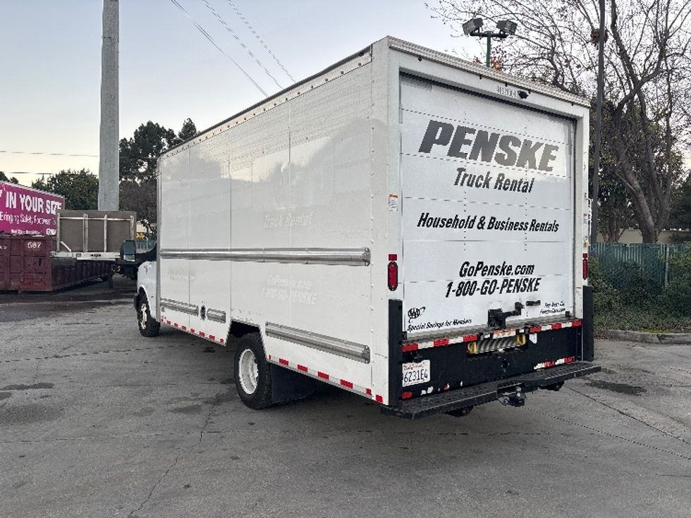 Light Duty Box Truck-Light and Medium Duty Trucks-GMC-2021-Savana G33903-West Sacramento-CA-90,582\n\t\tmiles-$ 32,250 - Image 6