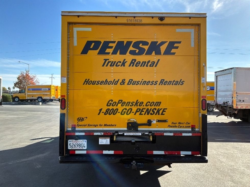 Light Duty Box Truck-Light and Medium Duty Trucks-GMC-2021-Savana G33903-West Sacramento-CA-91,425\n\t\tmiles-$ 27,000 - Image 7