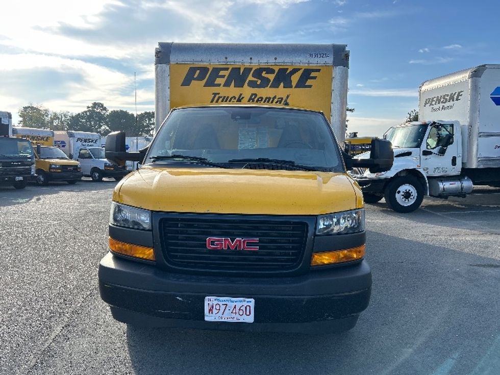 Light Duty Box Truck-Light and Medium Duty Trucks-GMC-2021-Savana G33903-West Sacramento-CA-91,523\n\t\tmiles-$ 28,500 - Image 2
