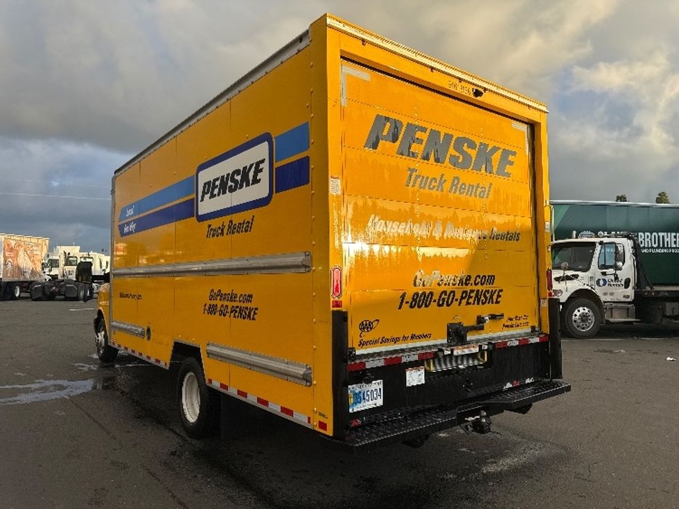 Light Duty Box Truck-Light and Medium Duty Trucks-GMC-2021-Savana G33903-West Sacramento-CA-92,860\n\t\tmiles-$ 28,500 - Image 6