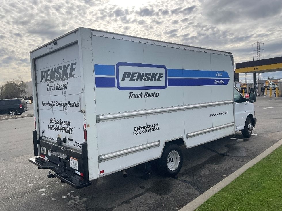 Light Duty Box Truck-Light and Medium Duty Trucks-GMC-2021-Savana G33903-West Sacramento-CA-94,009\n\t\tmiles-$ 31,500 - Image 13