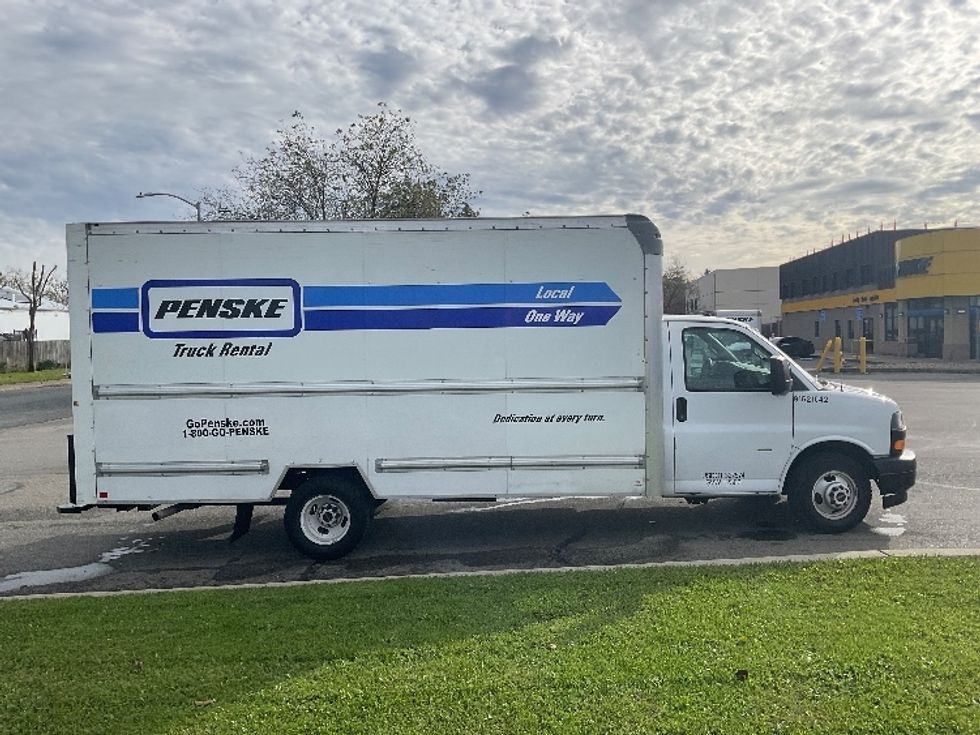 Light Duty Box Truck-Light and Medium Duty Trucks-GMC-2021-Savana G33903-West Sacramento-CA-94,009\n\t\tmiles-$ 31,500 - Image 15