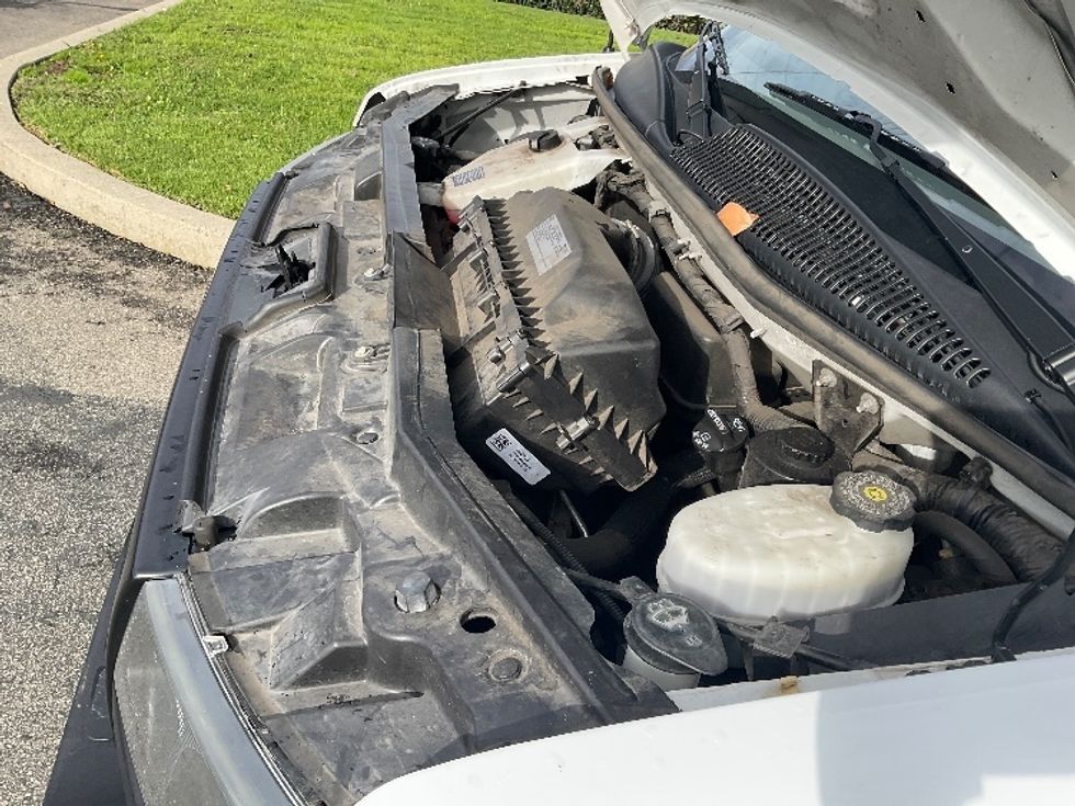 Light Duty Box Truck-Light and Medium Duty Trucks-GMC-2021-Savana G33903-West Sacramento-CA-94,009\n\t\tmiles-$ 31,500 - Image 24