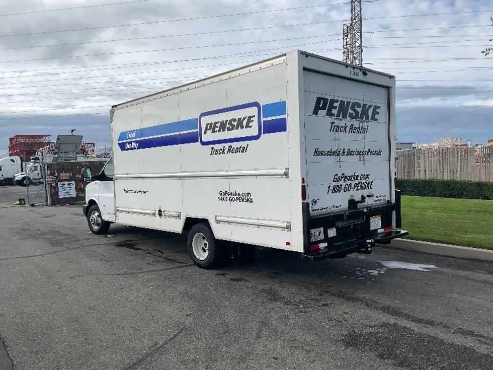 Light Duty Box Truck-Light and Medium Duty Trucks-GMC-2021-Savana G33903-West Sacramento-CA-94,009\n\t\tmiles-$ 31,500 - Image 6