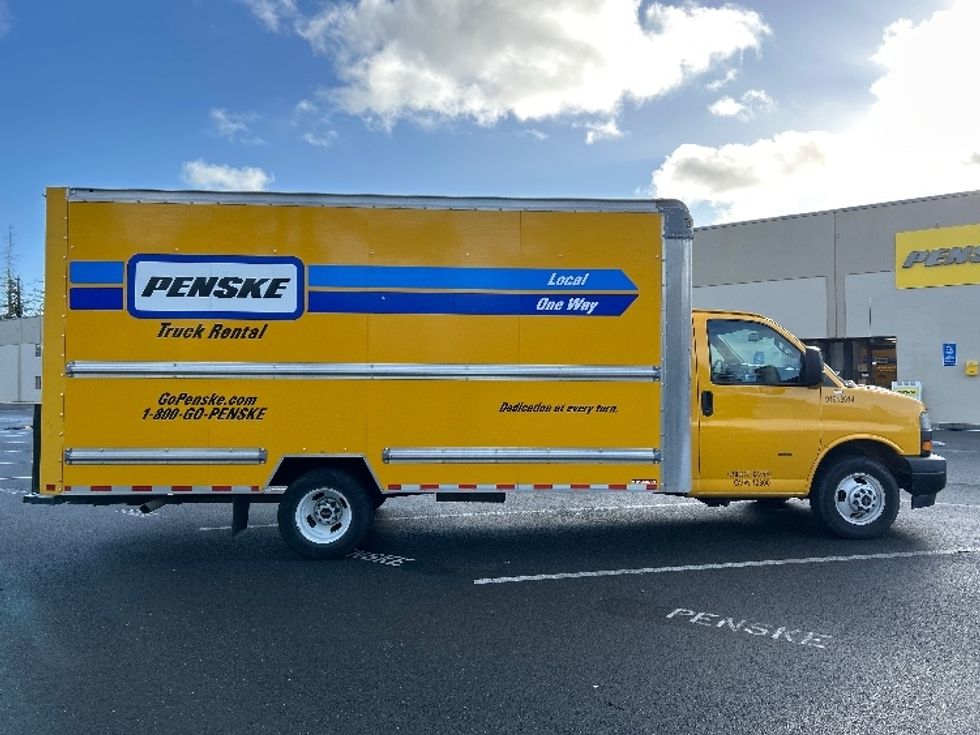 Light Duty Box Truck-Light and Medium Duty Trucks-GMC-2021-Savana G33903-West Sacramento-CA-98,520\n\t\tmiles-$ 27,750 - Image 15