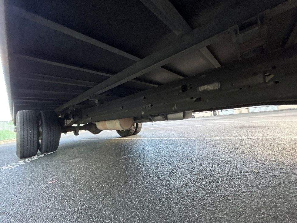 Light Duty Box Truck-Light and Medium Duty Trucks-GMC-2021-Savana G33903-West Sacramento-CA-98,520\n\t\tmiles-$ 27,750 - Image 14