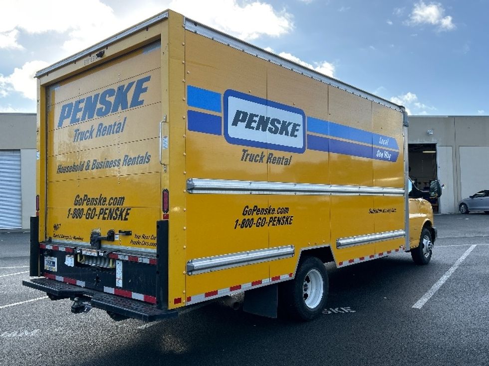 Light Duty Box Truck-Light and Medium Duty Trucks-GMC-2021-Savana G33903-West Sacramento-CA-98,520\n\t\tmiles-$ 27,750 - Image 13