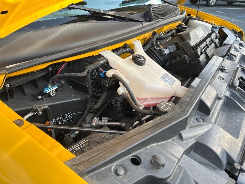 Light Duty Box Truck-Light and Medium Duty Trucks-GMC-2021-Savana G33903-West Sacramento-CA-98,520\n\t\tmiles-$ 27,750 - Image 23