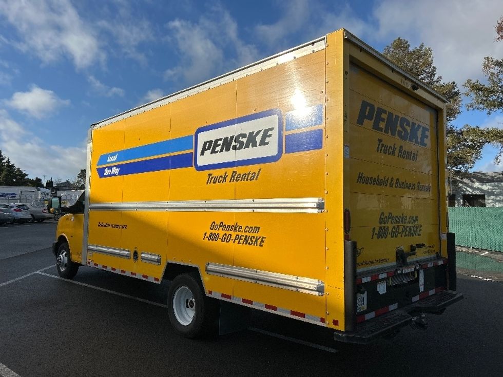 Light Duty Box Truck-Light and Medium Duty Trucks-GMC-2021-Savana G33903-West Sacramento-CA-98,520\n\t\tmiles-$ 27,750 - Image 6