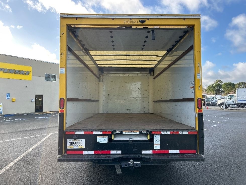 Light Duty Box Truck-Light and Medium Duty Trucks-GMC-2021-Savana G33903-West Sacramento-CA-98,520\n\t\tmiles-$ 27,750 - Image 8