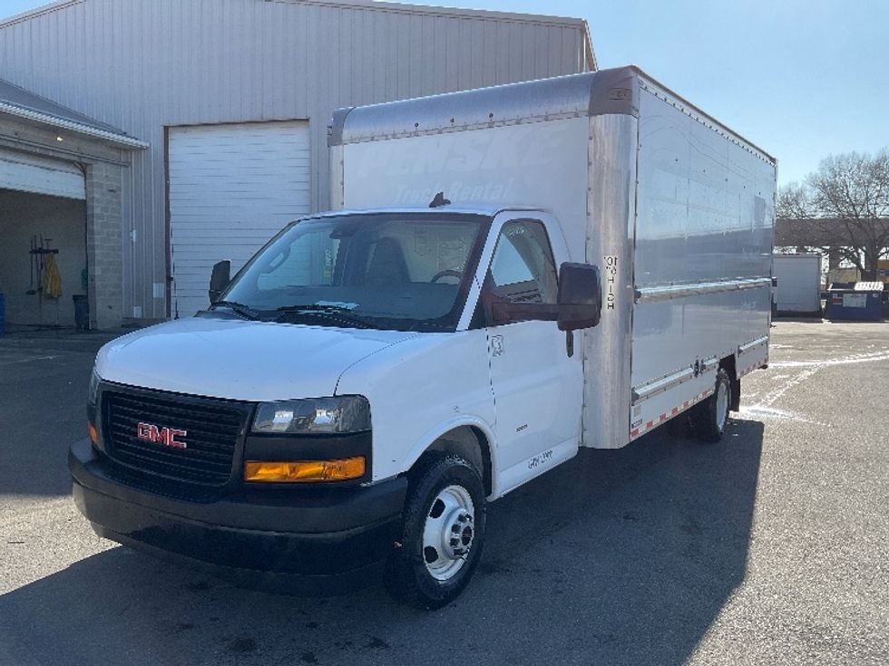 Light Duty Box Truck-Light and Medium Duty Trucks-GMC-2021-Savana G33903-West Valley City-UT-107,889\n\t\tmiles-$ 30,000 - Image 3