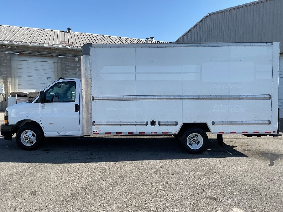 Light Duty Box Truck-Light and Medium Duty Trucks-GMC-2021-Savana G33903-West Valley City-UT-107,889\n\t\tmiles-$ 30,000 - Image 4