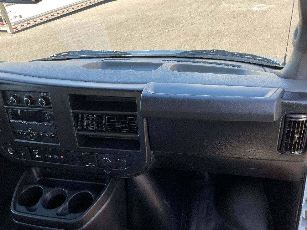 Light Duty Box Truck-Light and Medium Duty Trucks-GMC-2021-Savana G33903-West Valley City-UT-107,889\n\t\tmiles-$ 30,000 - Image 20