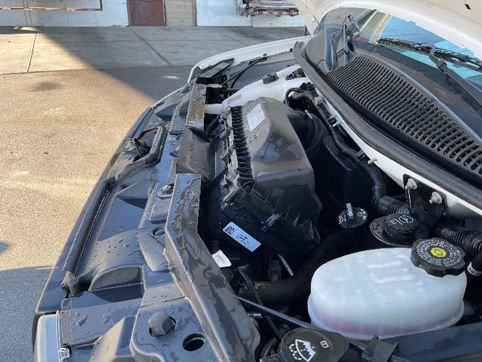 Light Duty Box Truck-Light and Medium Duty Trucks-GMC-2021-Savana G33903-West Valley City-UT-107,889\n\t\tmiles-$ 30,000 - Image 23