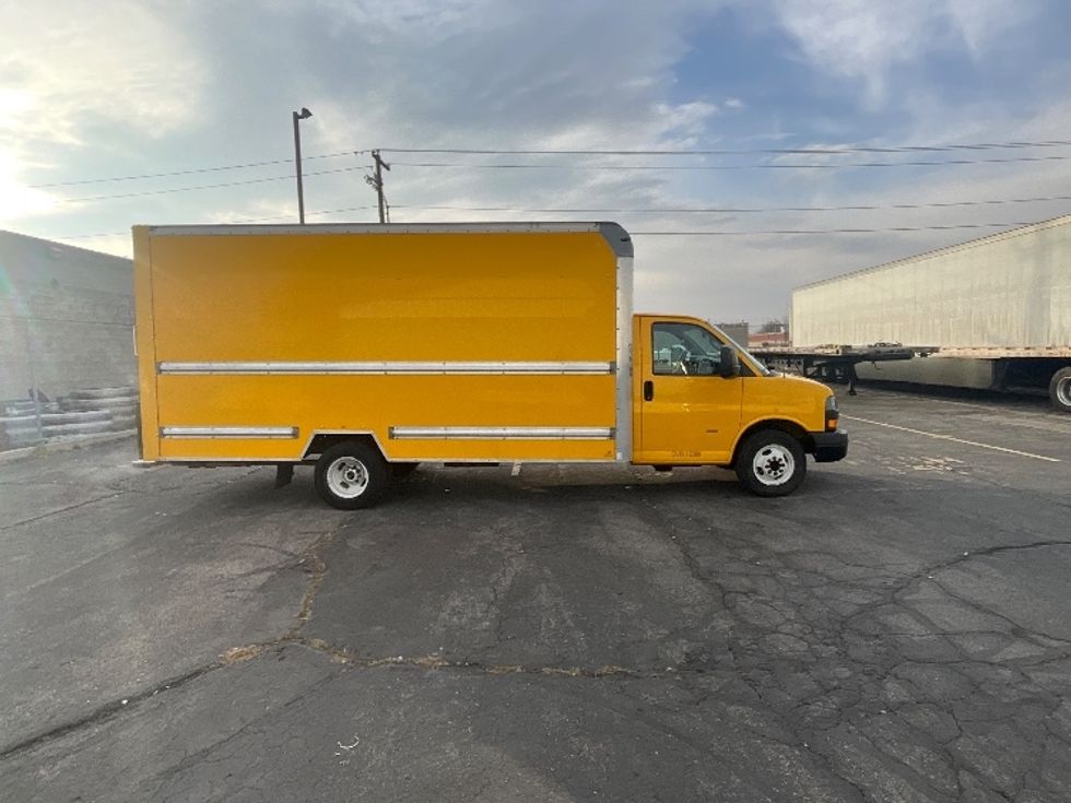 Light Duty Box Truck-Light and Medium Duty Trucks-GMC-2021-Savana G33903-West Valley City-UT-110,715\n\t\tmiles-$ 26,500 - Image 15