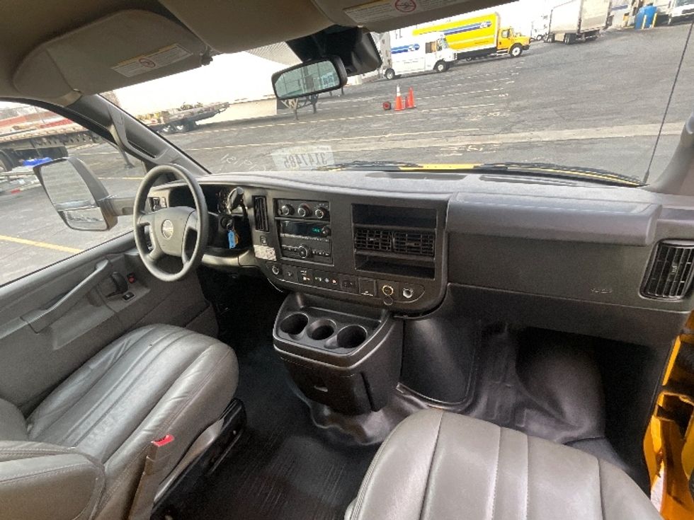 Light Duty Box Truck-Light and Medium Duty Trucks-GMC-2021-Savana G33903-West Valley City-UT-110,715\n\t\tmiles-$ 26,500 - Image 21