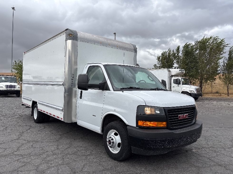 Light Duty Box Truck-Light and Medium Duty Trucks-GMC-2021-Savana G33903-West Valley City-UT-112,507\n\t\tmiles-$ 29,000 - Image 1
