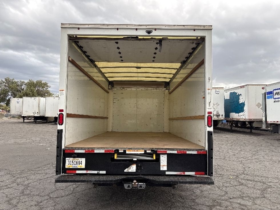 Light Duty Box Truck-Light and Medium Duty Trucks-GMC-2021-Savana G33903-West Valley City-UT-112,507\n\t\tmiles-$ 29,000 - Image 8