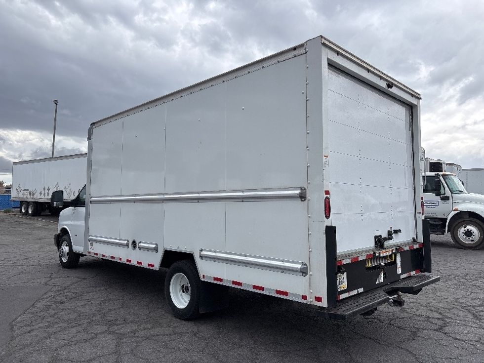 Light Duty Box Truck-Light and Medium Duty Trucks-GMC-2021-Savana G33903-West Valley City-UT-112,507\n\t\tmiles-$ 29,000 - Image 6
