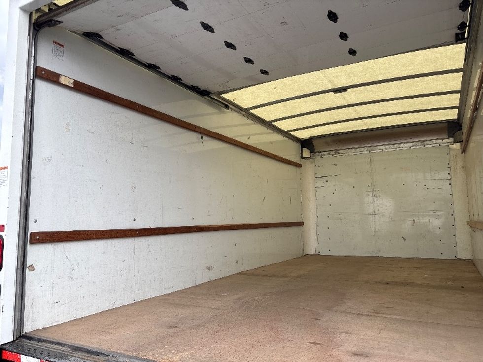 Light Duty Box Truck-Light and Medium Duty Trucks-GMC-2021-Savana G33903-West Valley City-UT-112,507\n\t\tmiles-$ 29,000 - Image 10