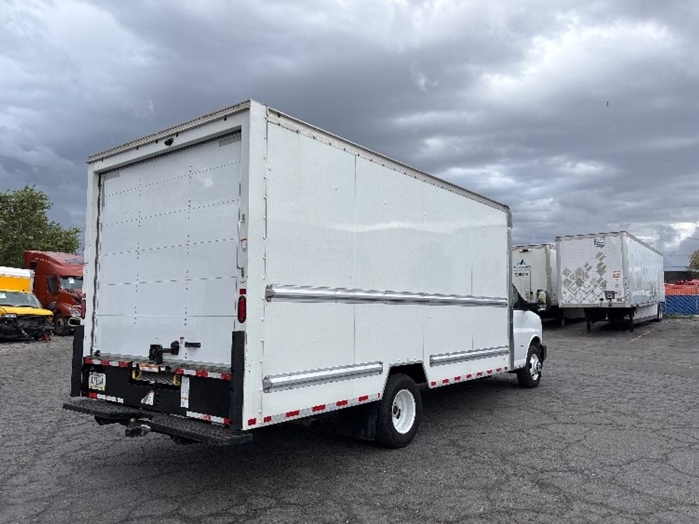 Light Duty Box Truck-Light and Medium Duty Trucks-GMC-2021-Savana G33903-West Valley City-UT-112,507\n\t\tmiles-$ 29,000 - Image 12