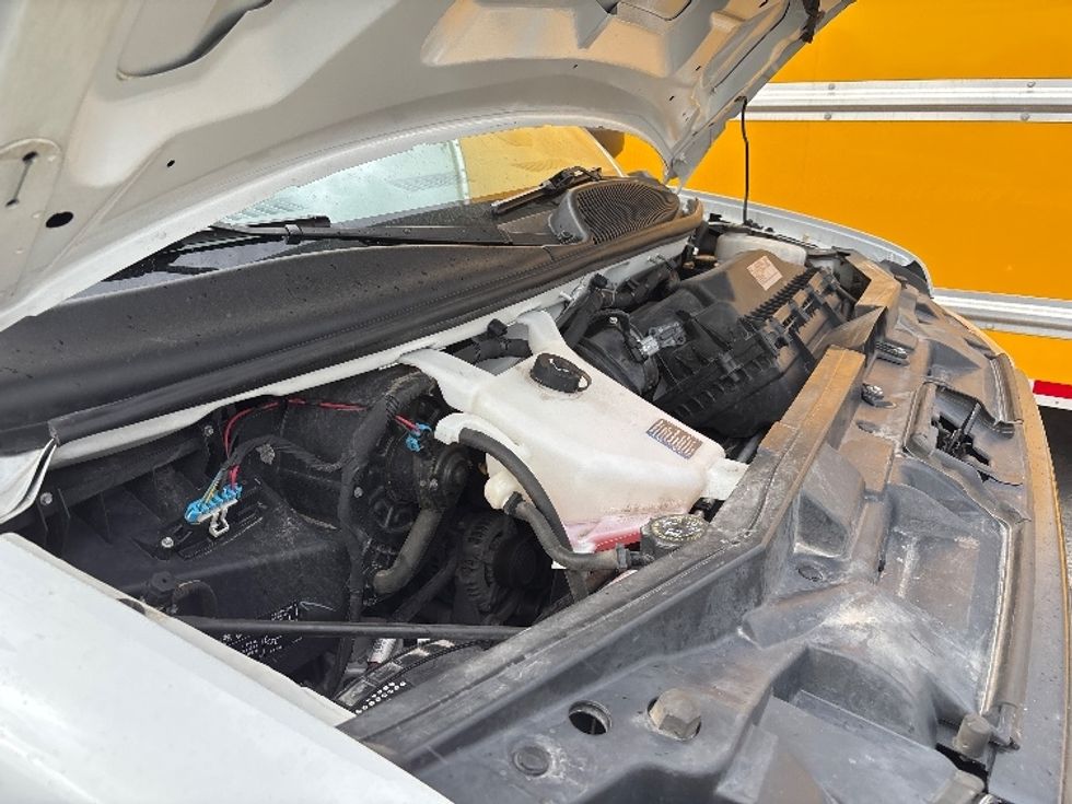 Light Duty Box Truck-Light and Medium Duty Trucks-GMC-2021-Savana G33903-West Valley City-UT-112,507\n\t\tmiles-$ 29,000 - Image 22