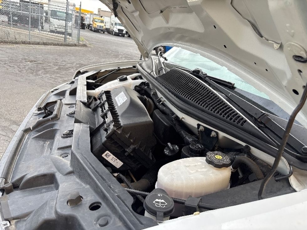 Light Duty Box Truck-Light and Medium Duty Trucks-GMC-2021-Savana G33903-West Valley City-UT-112,507\n\t\tmiles-$ 29,000 - Image 23