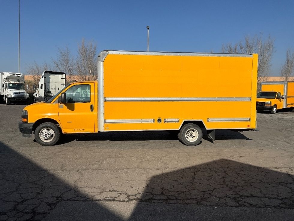 Light Duty Box Truck-Light and Medium Duty Trucks-GMC-2021-Savana G33903-West Valley City-UT-114,586\n\t\tmiles-$ 26,250 - Image 4