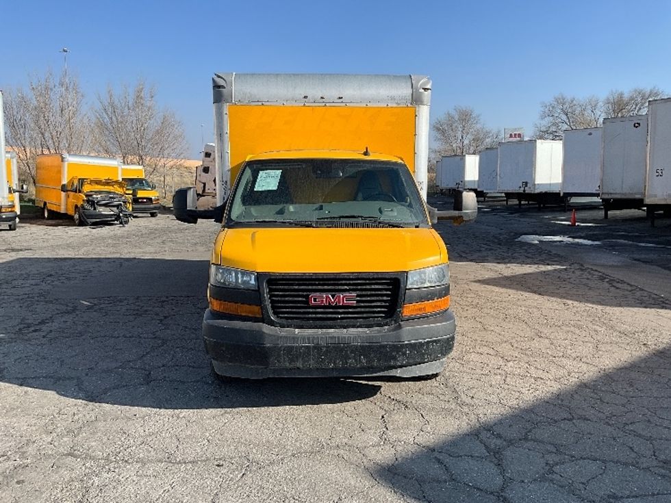 Light Duty Box Truck-Light and Medium Duty Trucks-GMC-2021-Savana G33903-West Valley City-UT-114,586\n\t\tmiles-$ 26,250 - Image 2