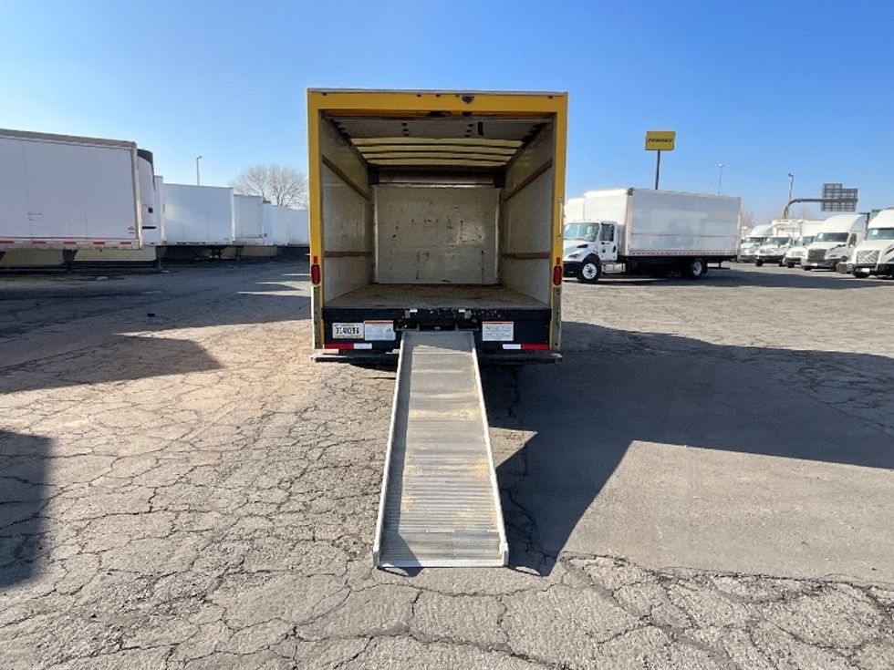 Light Duty Box Truck-Light and Medium Duty Trucks-GMC-2021-Savana G33903-West Valley City-UT-114,586\n\t\tmiles-$ 26,250 - Image 9