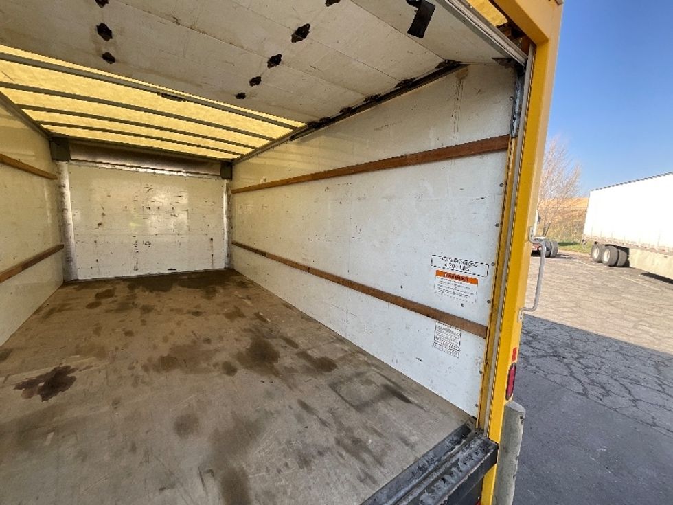 Light Duty Box Truck-Light and Medium Duty Trucks-GMC-2021-Savana G33903-West Valley City-UT-114,586\n\t\tmiles-$ 26,250 - Image 12