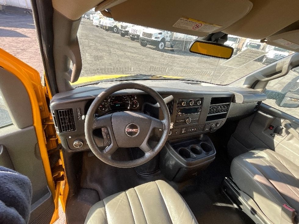 Light Duty Box Truck-Light and Medium Duty Trucks-GMC-2021-Savana G33903-West Valley City-UT-114,586\n\t\tmiles-$ 26,250 - Image 18